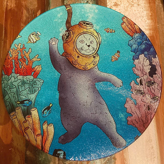 Expawer of the Deep Diving Cat Round Glass Chopping Board